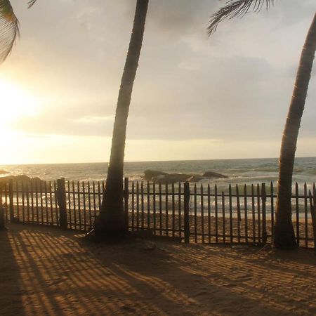 Yoho Rivi Ras Hotel Dehiwala-Mount Lavinia Dış mekan fotoğraf