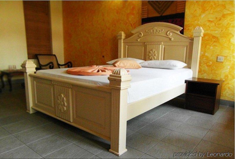 Yoho Rivi Ras Hotel Dehiwala-Mount Lavinia Oda fotoğraf