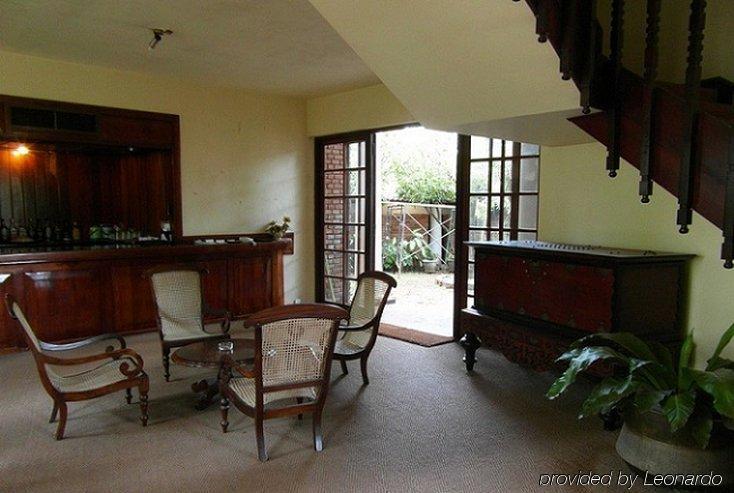 Yoho Rivi Ras Hotel Dehiwala-Mount Lavinia İç mekan fotoğraf
