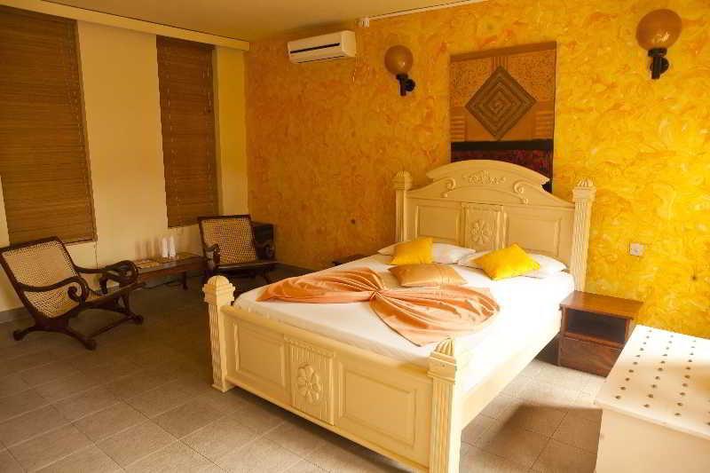 Yoho Rivi Ras Hotel Dehiwala-Mount Lavinia Dış mekan fotoğraf