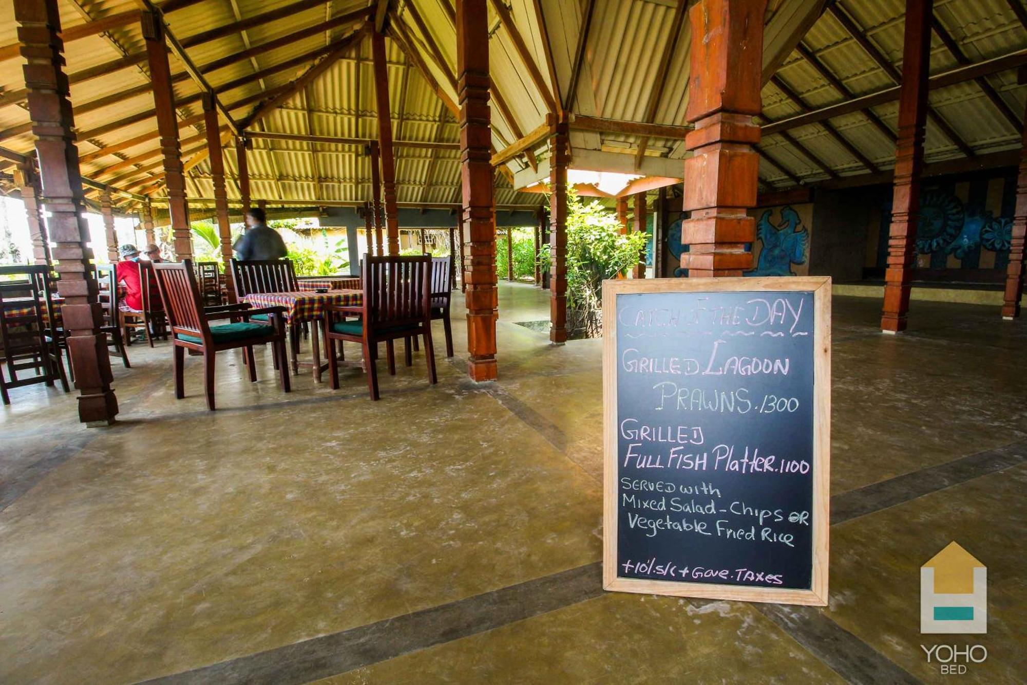 Yoho Rivi Ras Hotel Dehiwala-Mount Lavinia Dış mekan fotoğraf