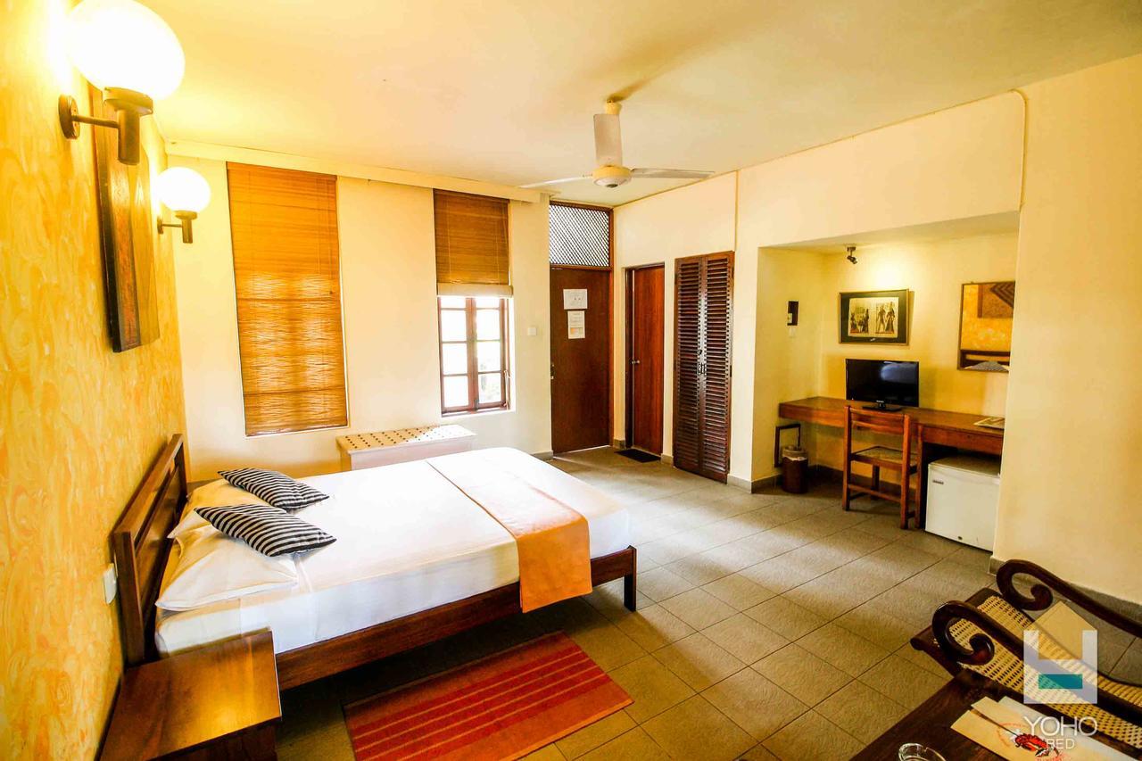 Yoho Rivi Ras Hotel Dehiwala-Mount Lavinia Dış mekan fotoğraf