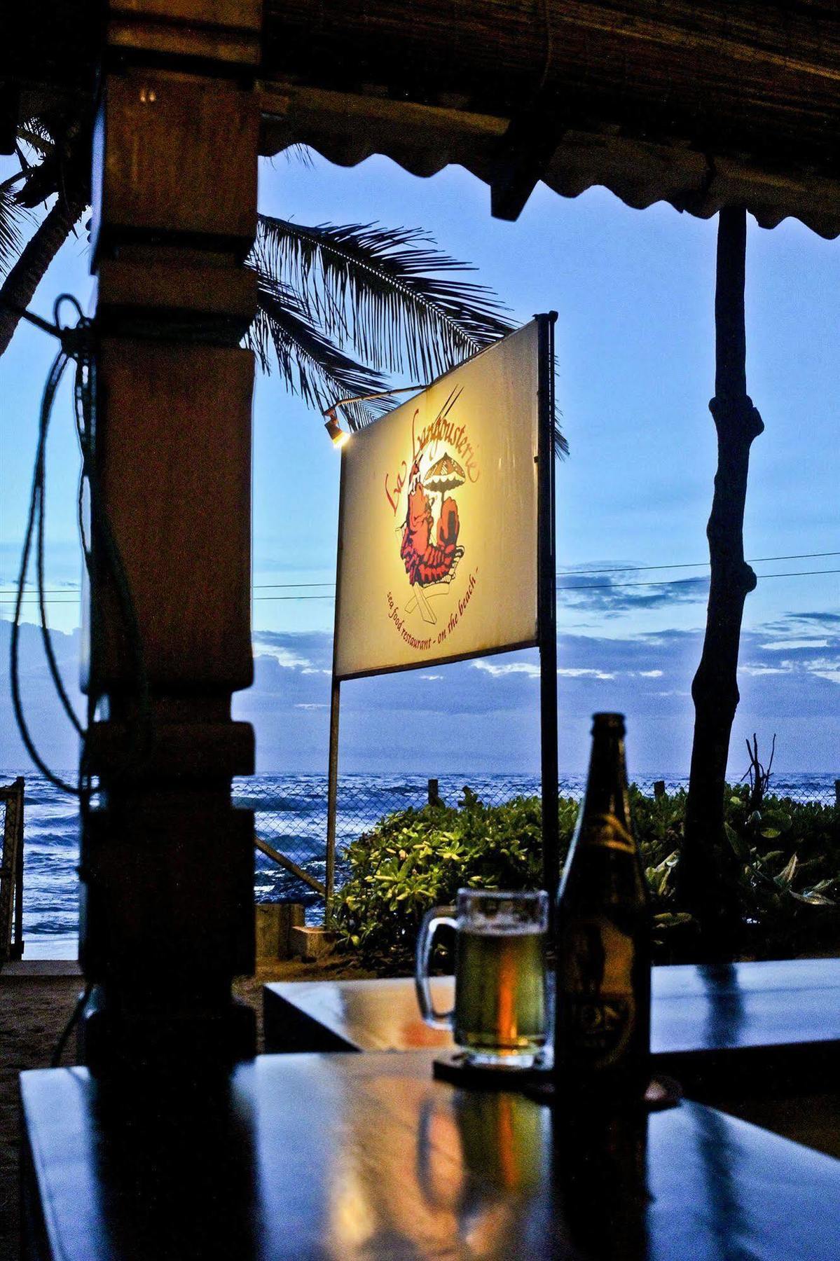 Yoho Rivi Ras Hotel Dehiwala-Mount Lavinia Dış mekan fotoğraf
