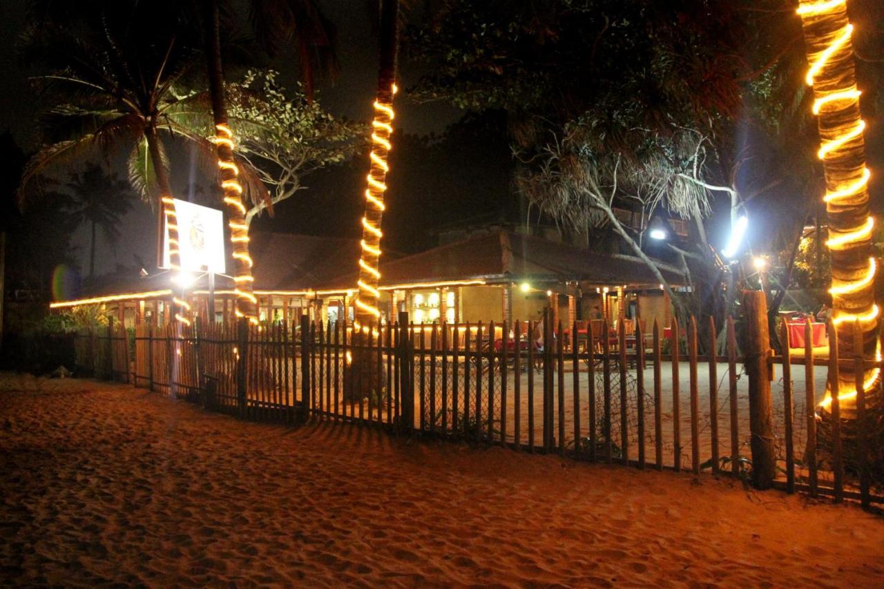 Yoho Rivi Ras Hotel Dehiwala-Mount Lavinia Dış mekan fotoğraf